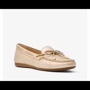 NWOB Metallic Leather Moccasin